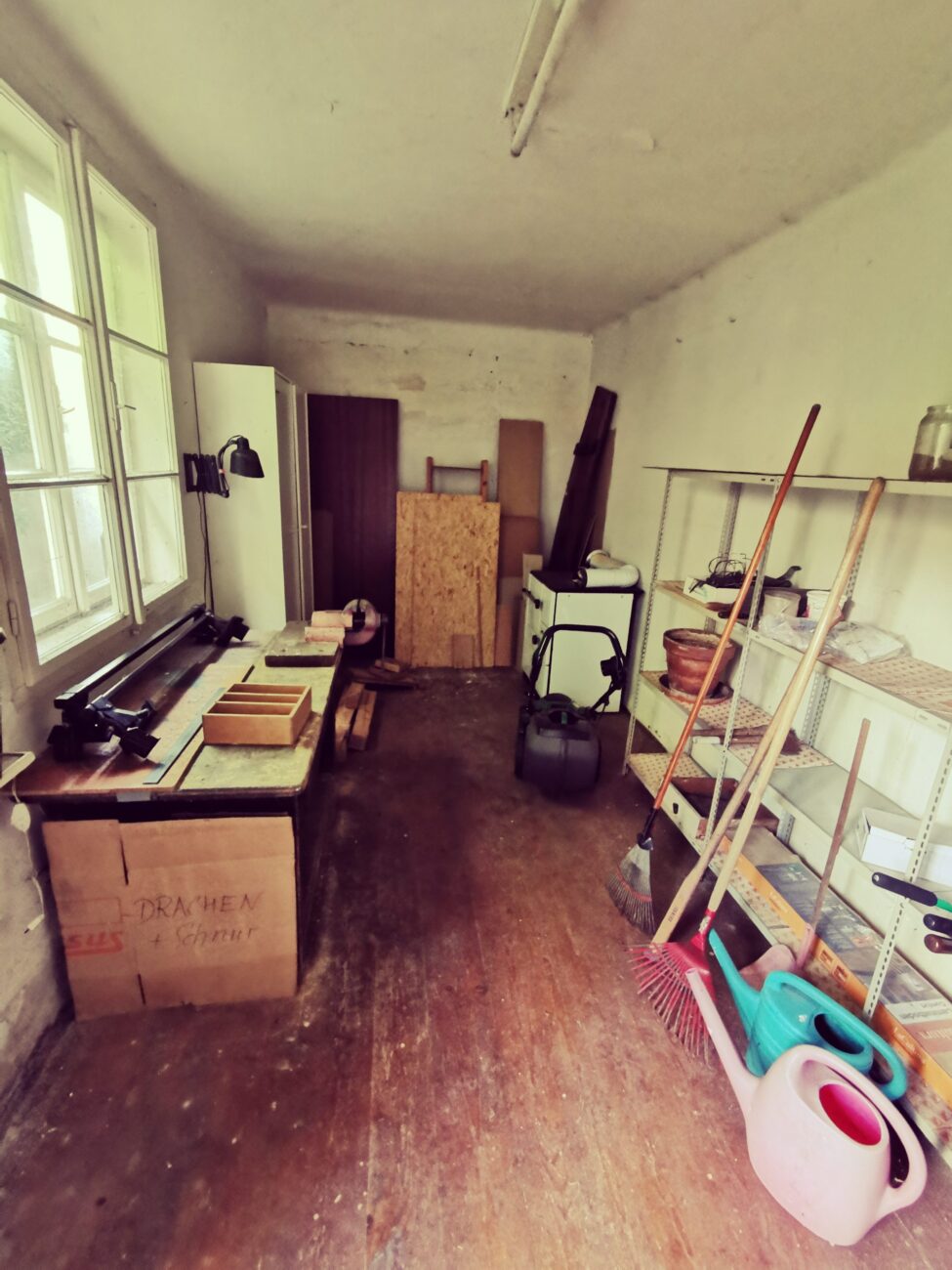 Entrümpelungen Niederösterreich - fachgerecht und zügig schaffen wir wieder Platz im Haus, in der Wohnung und im Garten! Von Demontage bis zum Abtransport. Entrümpelungen Niederösterreich - fachgerecht und zügig schaffen wir wieder Platz im Haus, in der Wohnung und im Garten! Von Demontage bis zum Abtransport.